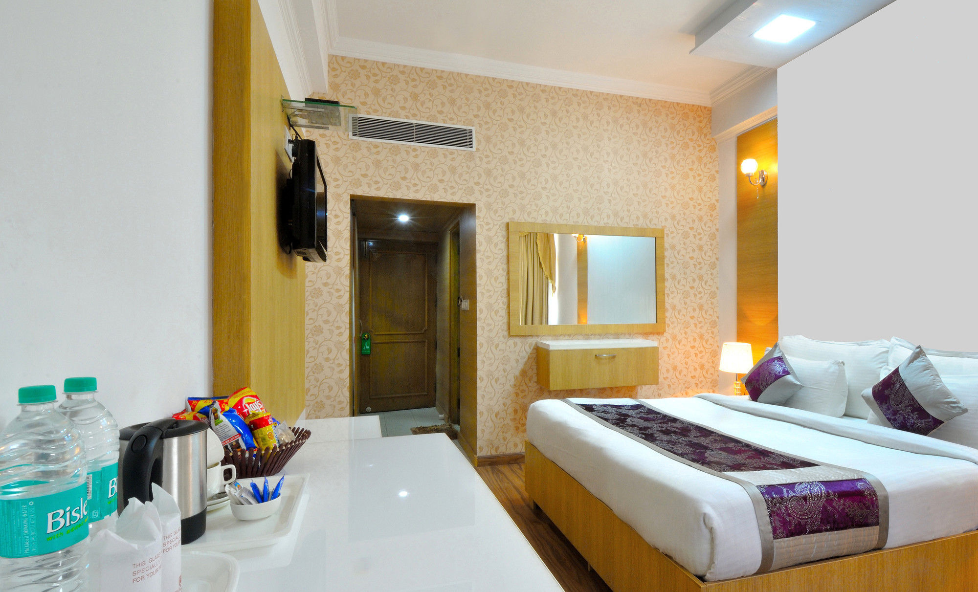 Hotel Solitaire Chandigarh - 10 Mins From Railway Station Chandīgarh Exterior foto